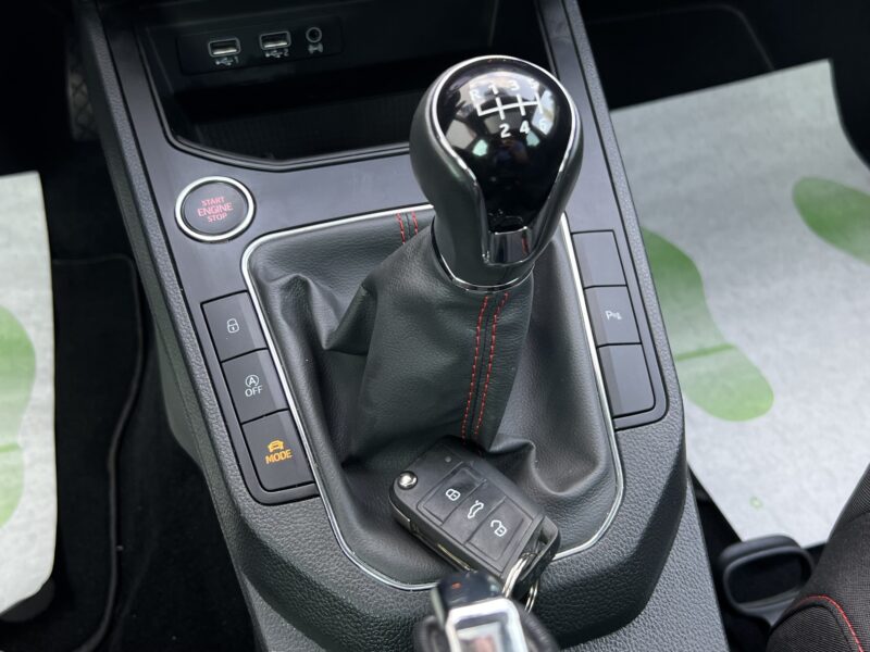 SEAT IBIZA V 5 FR SPORT 1.0 TSI 115 1ERE MAIN / TOIT OUVRANT ACC KEYLESS APPLE CARPLAY Garantie1an