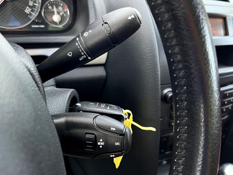 PEUGEOT 407 COUPE FELINE 2.7 V6 HDI 204 Cv 64 100 Kms / ORIGINE FRANCE CUIR BVA JBL - Garantie1an