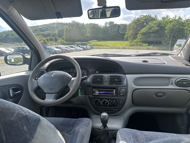 RENAULT SCÉNIC I Monospace 2002