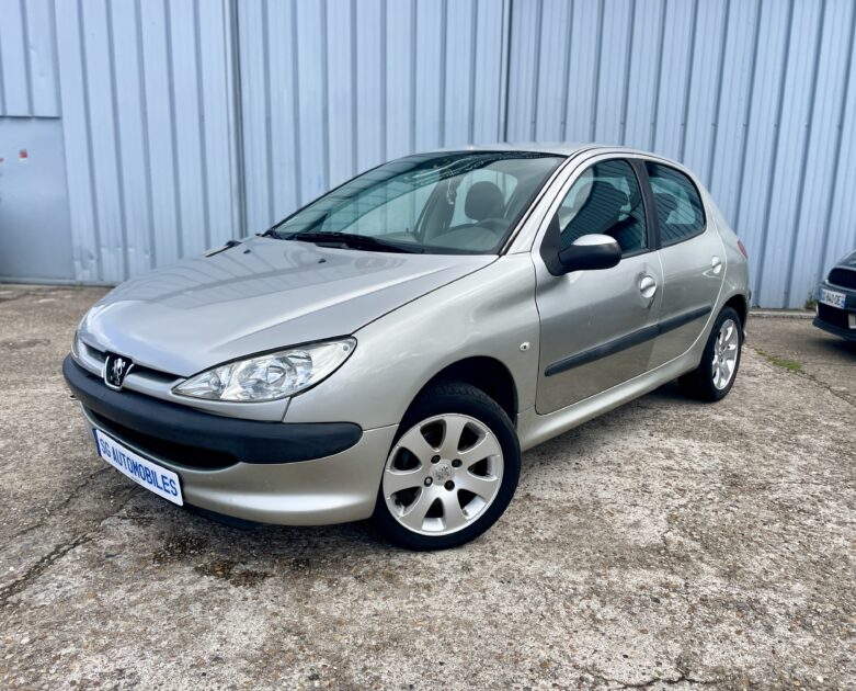 PEUGEOT 206 2004