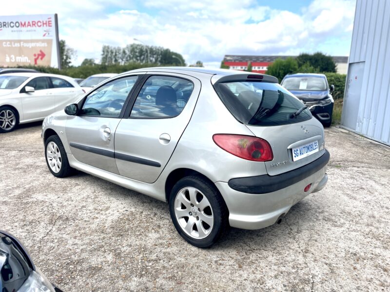 PEUGEOT 206 2004