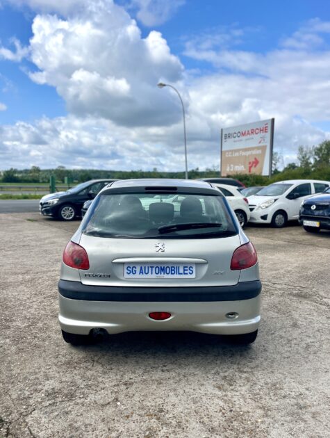 PEUGEOT 206 2004