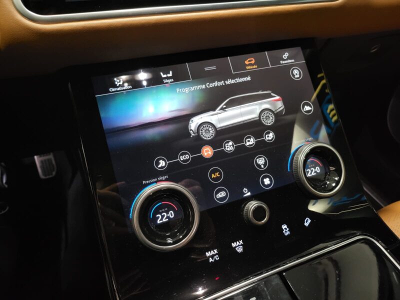 LAND ROVER RANGE ROVER VELAR 2.0 SD4 240cv R-Dynamic AWD / ANDROID AUTO/SIEGES CHAUFFANTS-MASSANTS/A