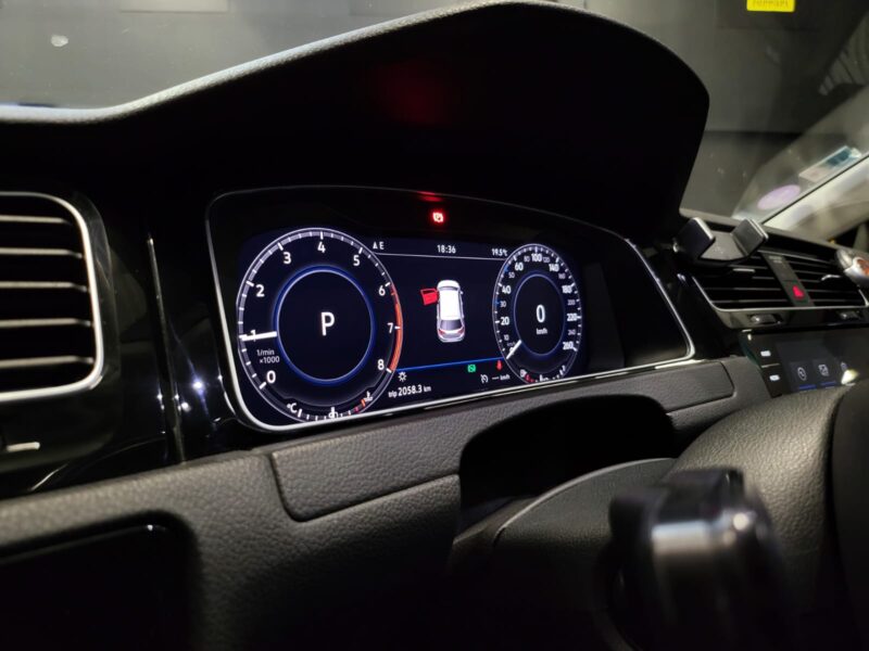 VOLKSWAGEN GOLF VII 1.5 TSI EVO 150cv DSG7 CONFORTLINE BUSINESS  VIRTUAL COCKPIT / ATTELAGE