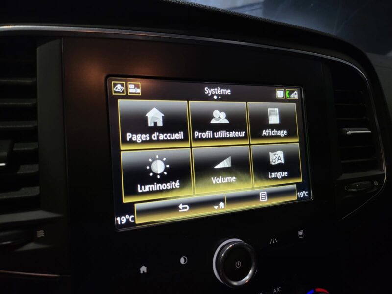 RENAULT MEGANE IV 1.5 BluedCi 115cv Business EDC7 1ère Main // RADAR-AV-AR/BLUETOOTH/GPS