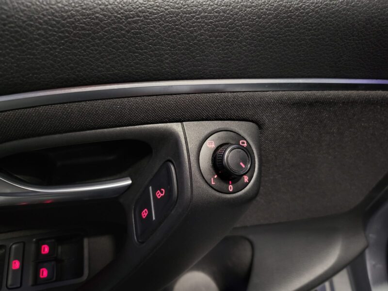 VOLKSWAGEN POLO 5 1.2 TSI 16V 90CH LOUNG / GPS + RADAR + PHARE AUTO