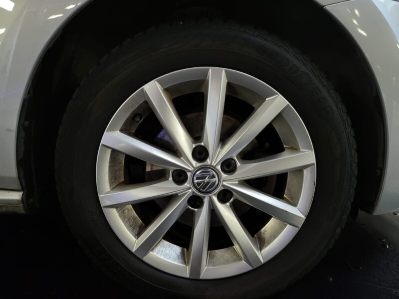 VOLKSWAGEN POLO 5 1.2 TSI 16V 90CH LOUNG / GPS + RADAR + PHARE AUTO