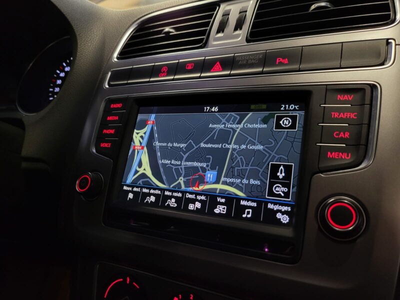 VOLKSWAGEN POLO 5 1.2 TSI 16V 90CH LOUNG / GPS + RADAR + PHARE AUTO