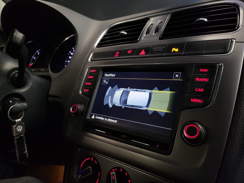 VOLKSWAGEN POLO 5 1.2 TSI 16V 90CH LOUNG / GPS + RADAR + PHARE AUTO