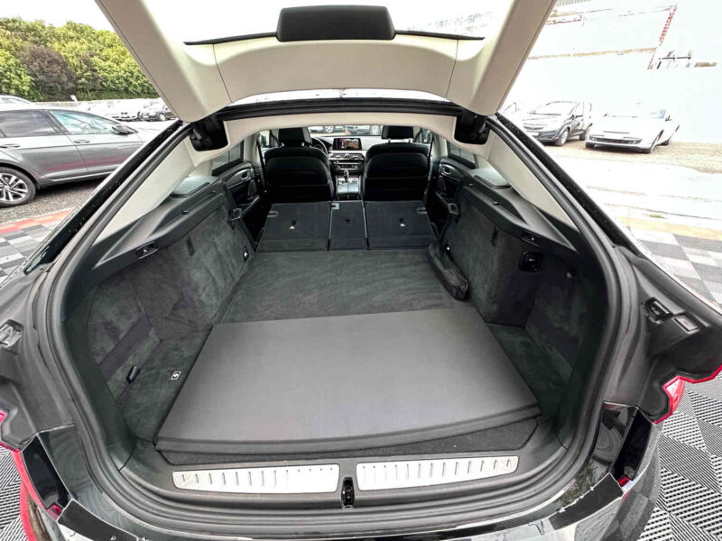 B.M.W. 6 Gran Turismo 2017