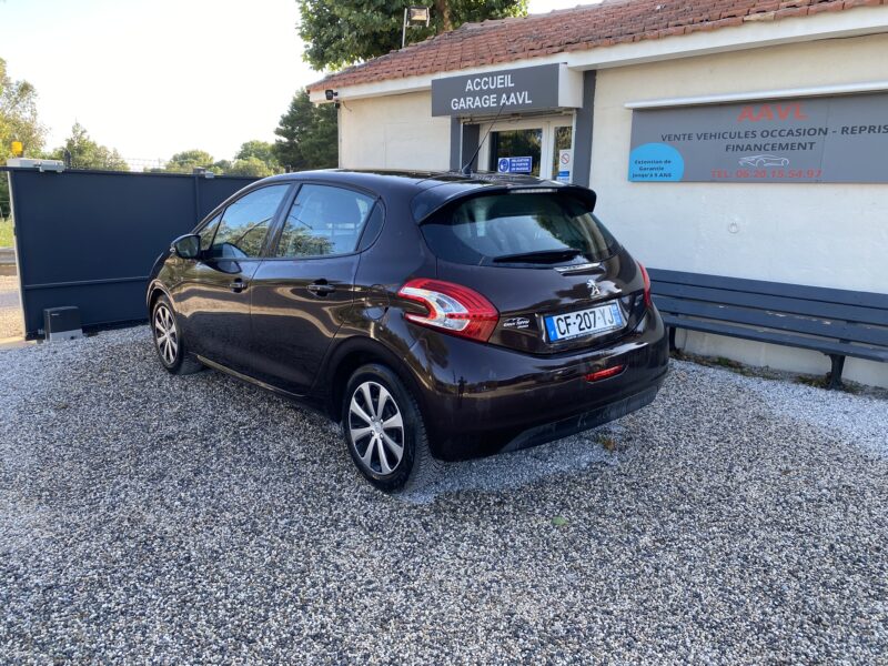 PEUGEOT 208 I 2012