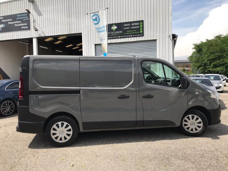 TRAFIC III L1H1 - 1.6 dci 16V Energy 120cv - TVA récupérable - GARANTIE 12 MOIS