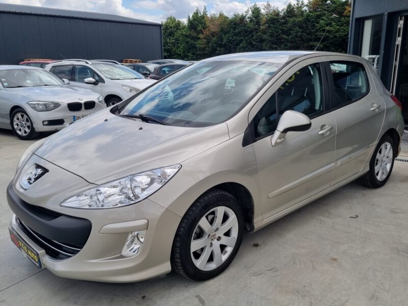 PEUGEOT 308 1.6 HDi 110 Premium 