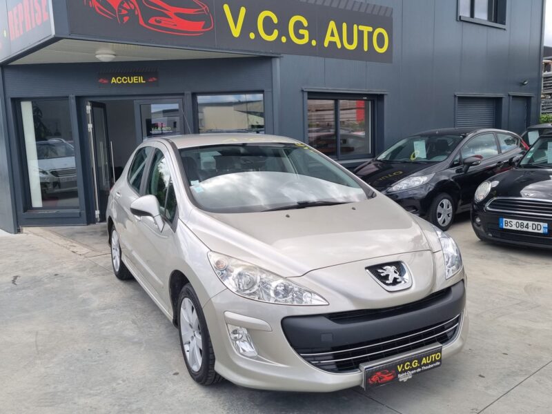 PEUGEOT 308 1.6 HDi 110 Premium 