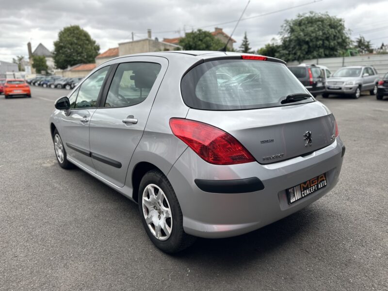 PEUGEOT 308 I 2010