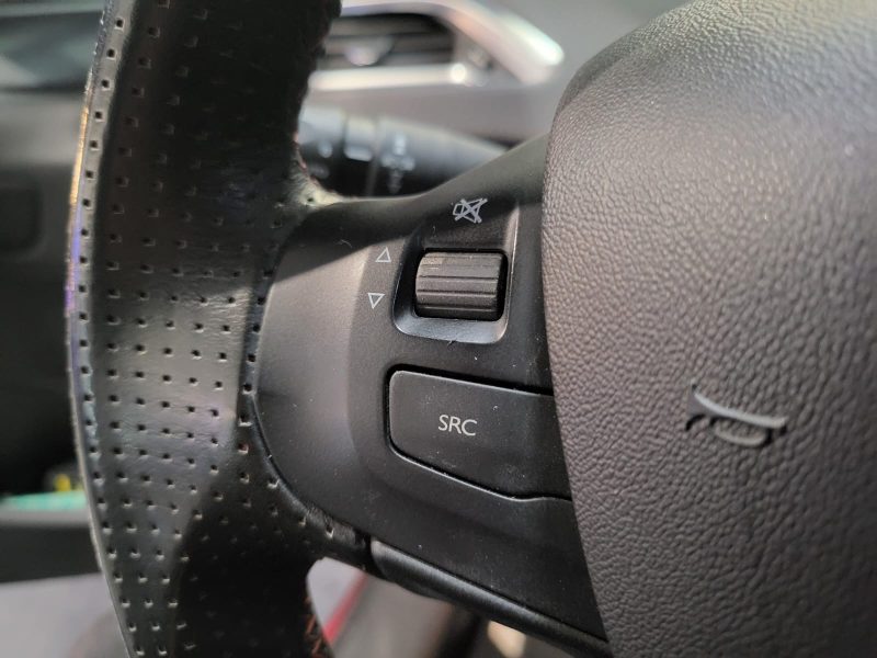 1.2 THP 110cv GT LINE / TOIT PANO / CARPLAY 