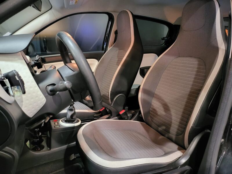 0.9 TCe 90cv ZEN / RADAR AR / LIMITEUR