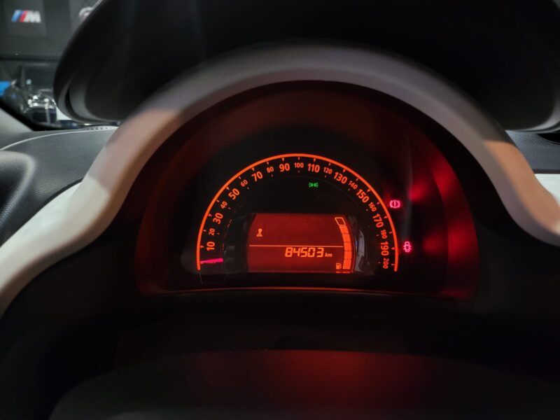 0.9 TCe 90cv ZEN / RADAR AR / LIMITEUR