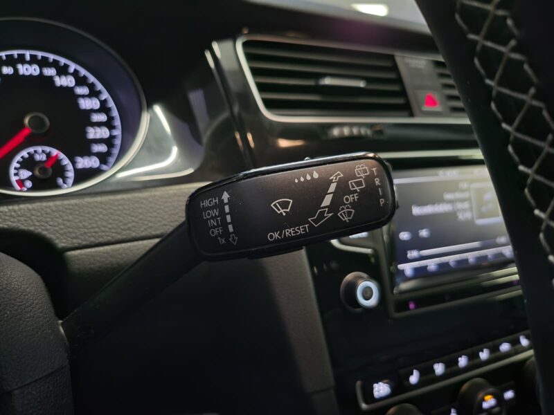 VOLKSWAGEN GOLF 7 CUP 1.4 TSI 122cv / GPS+SIEGE CHAUFFANT+AIDE AU PARKING