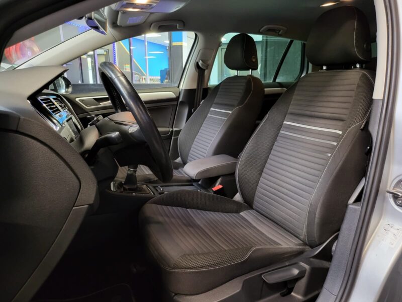 VOLKSWAGEN GOLF 7 CUP 1.4 TSI 122cv / GPS+SIEGE CHAUFFANT+AIDE AU PARKING