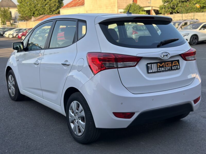 HYUNDAI IX20 2011