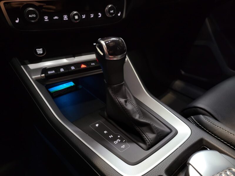 AUDI Q335 TFSI Mild Hybrid 150 DESIGN LUXE / VIRTUAL / CARPLAY / CUIR RS / TOIT OUVRANT / PACK BLACK