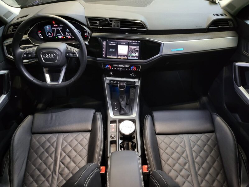 AUDI Q335 TFSI Mild Hybrid 150 DESIGN LUXE / VIRTUAL / CARPLAY / CUIR RS / TOIT OUVRANT / PACK BLACK
