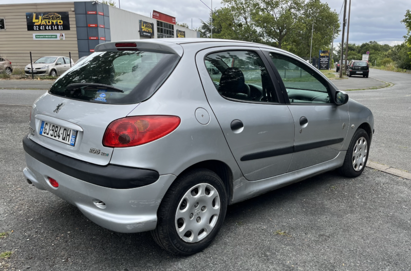 PEUGEOT 206 3/5 portes 2005