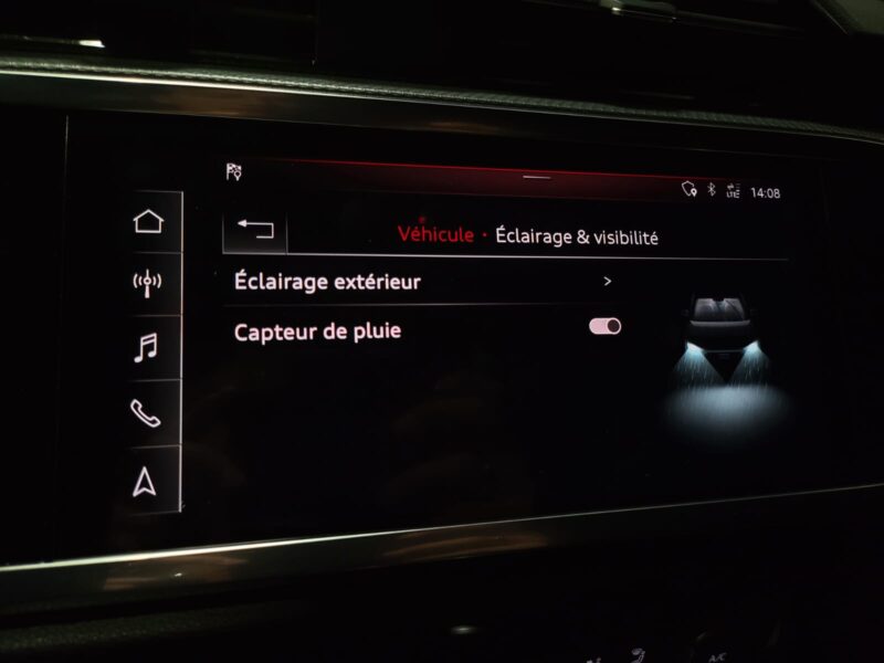 AUDI Q3 35 TDI 150cv S-LINE 1 ER MAIN VOLANT MEPLAT / CAMERA / KEYLESS GO