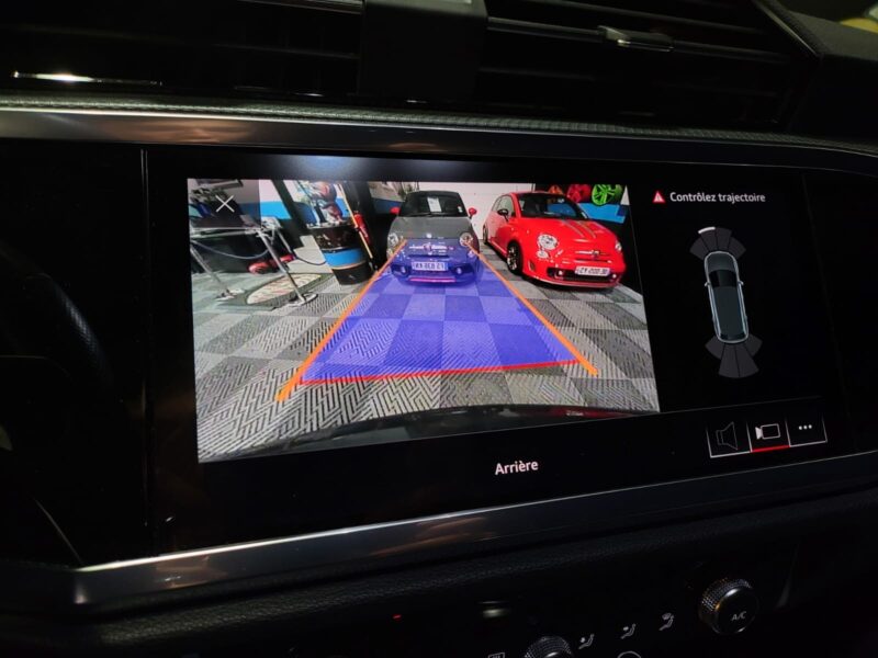 AUDI Q3 35 TDI 150cv S-LINE 1 ER MAIN VOLANT MEPLAT / CAMERA / KEYLESS GO