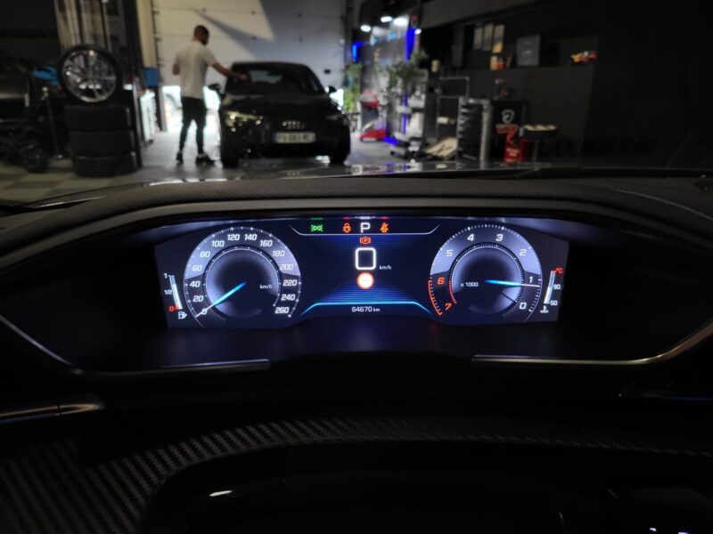 PEUGEOT 508 II 1.6 THP 180cv GT Line EAT8 // APPLE CARPLAY/TOIT OUVRANT/SIEGES CHAUFFANTS-MASSANTS