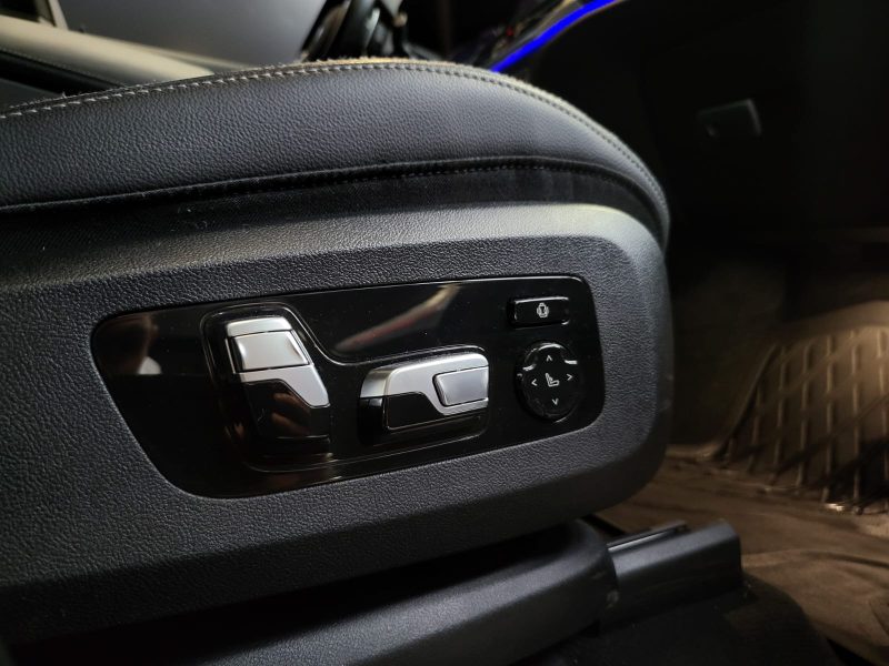 BMW X5 25d X-DRIVE X-LINE 231cv 1ER MAIN TOIT OUVRANT / CUIR CHAUFF ELECT MEMOIRE / TETE HAUT