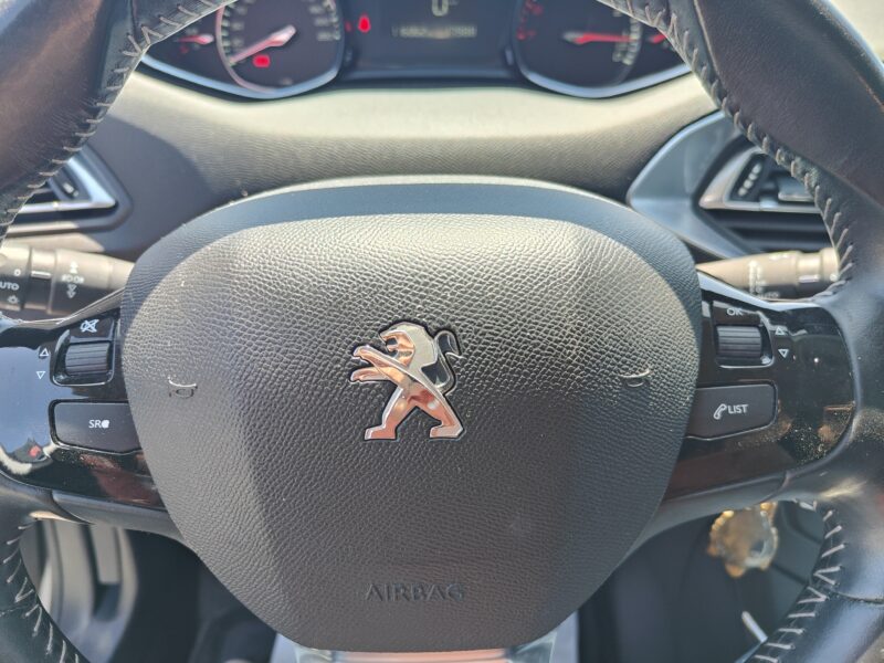 PEUGEOT 308 1.2 110 cv BVM ALLURE