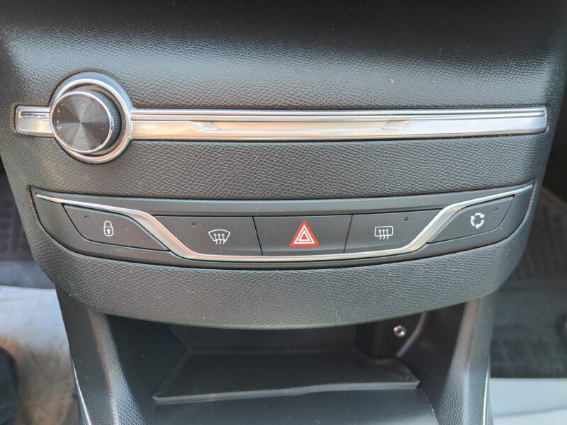 PEUGEOT 308 1.2 110 cv BVM ALLURE