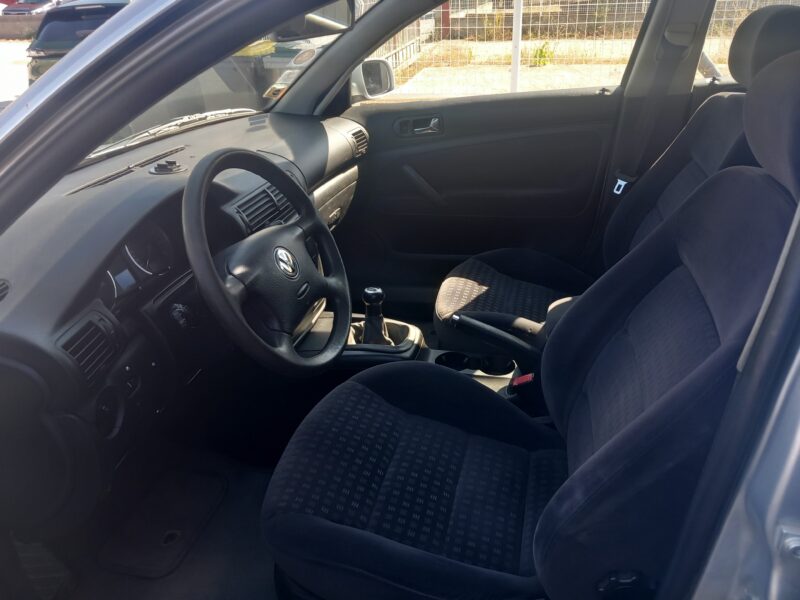 VOLKSWAGEN PASSAT 1.9l tdi 130cv