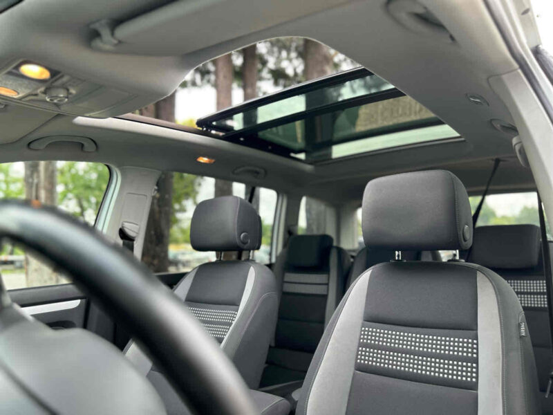 VOLKSWAGEN TOURAN 2013