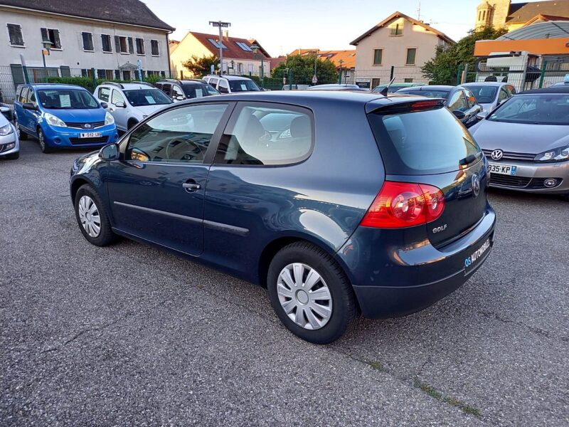 VOLKSWAGEN GOLF V 1.4 75 CV