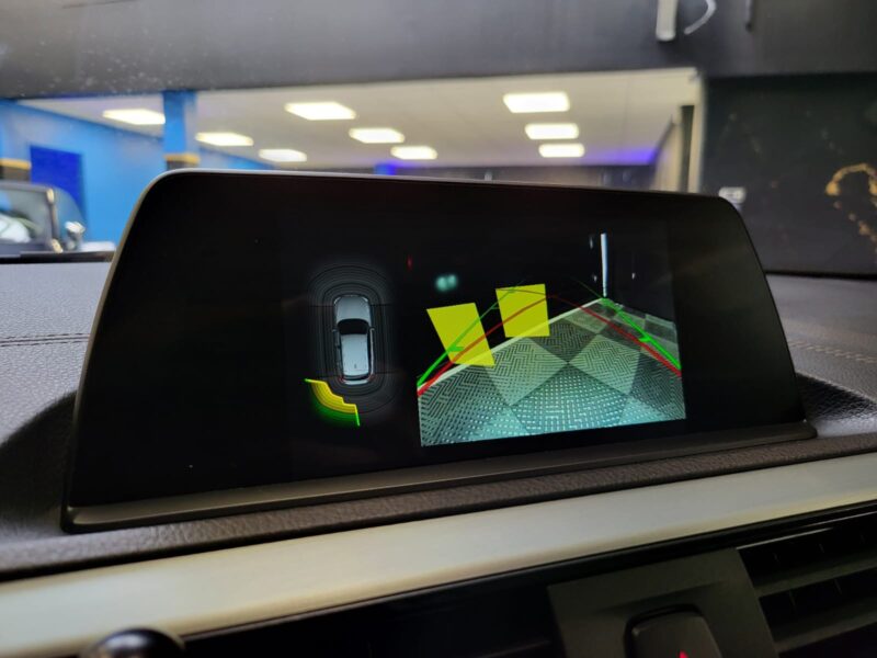 118 i M SPORT 136cv TOIT OUVRANT / ALCANTARA / SHADOW LINE / CARPLAY