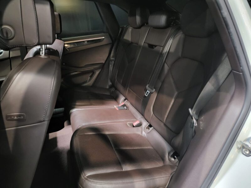 S 3.0 TDI V6 PDK 258 cv / TOIT OUVRANT / SIEGES CHAUFFANT / REGULATEUR