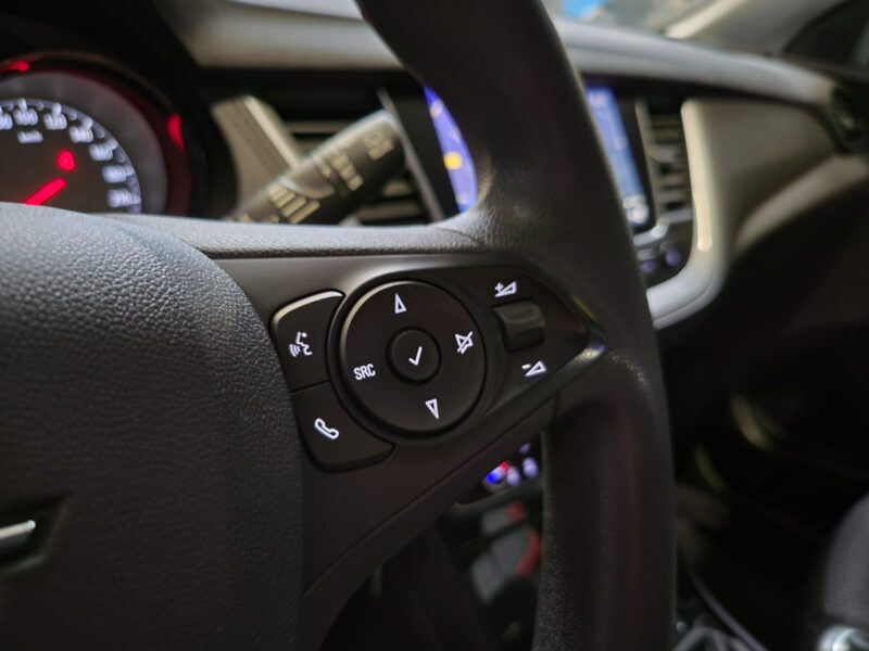 OPEL GRANDLAND X 1.6 HDI 120 cv BUISNESS 1er MAIN / CARPLAY