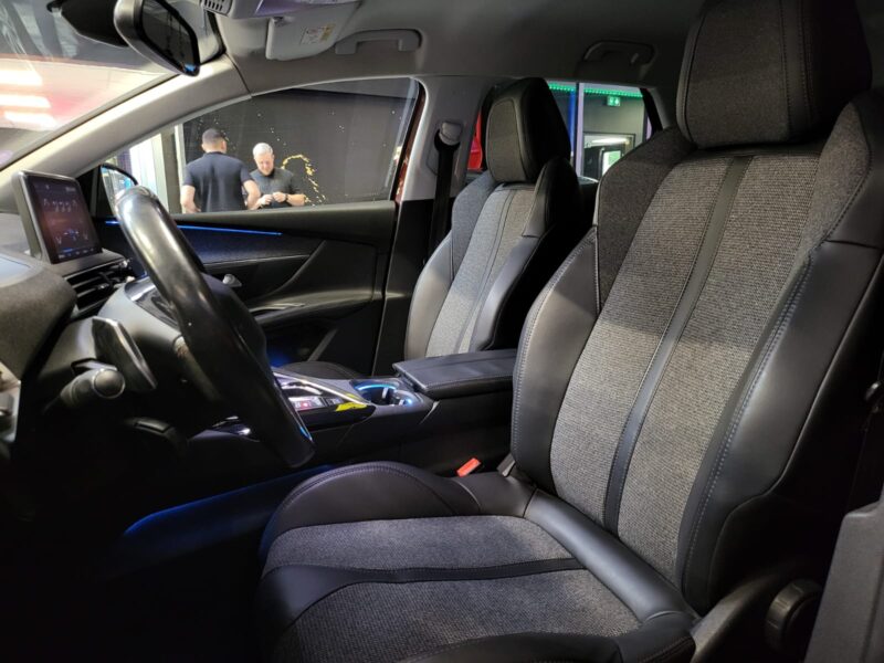 PEUGEOT 3008 II 1.6 THP 165cv ALLURE EAT6 I-COCKPIT / TOIT NOIR / CAMERA / ENTRETIEN PEUGEOT