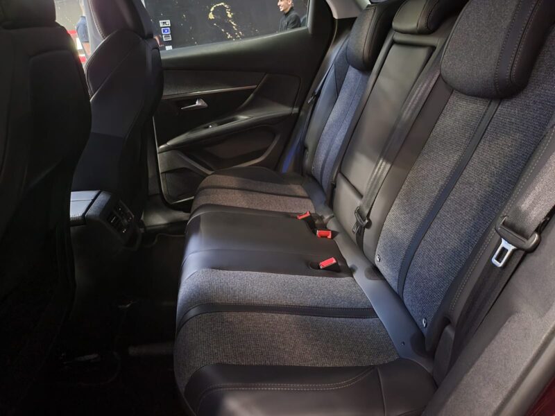 PEUGEOT 3008 II 1.6 THP 165cv ALLURE EAT6 I-COCKPIT / TOIT NOIR / CAMERA / ENTRETIEN PEUGEOT