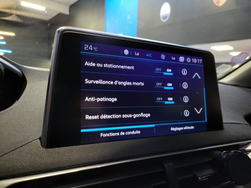 PEUGEOT 3008 II 1.6 THP 165cv ALLURE EAT6 I-COCKPIT / TOIT NOIR / CAMERA / ENTRETIEN PEUGEOT