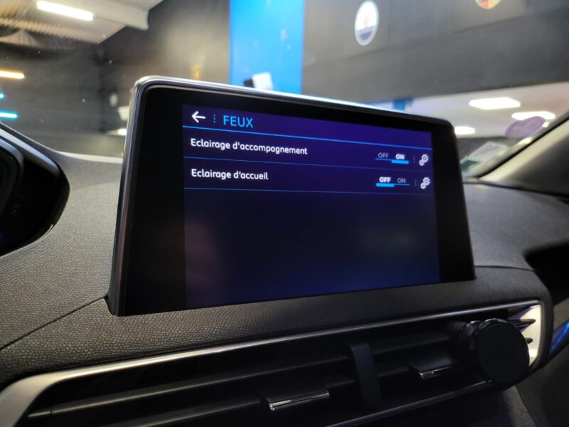 PEUGEOT 3008 II 1.6 THP 165cv ALLURE EAT6 I-COCKPIT / TOIT NOIR / CAMERA / ENTRETIEN PEUGEOT