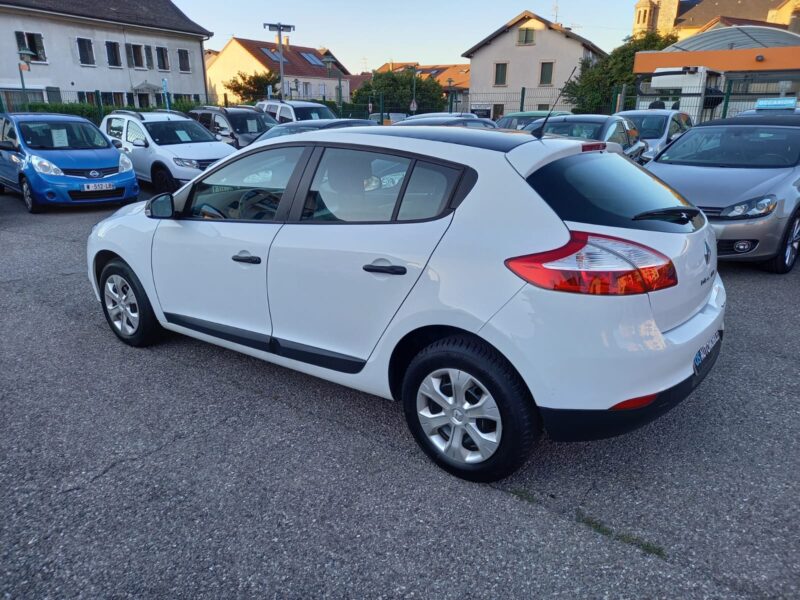RENAULT MEGANE III 1.6 16V 101 CV 