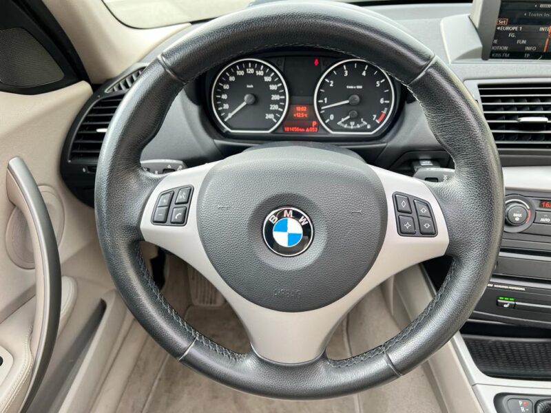 BMW SERIE 1 120i Cabriolet - BVA Steptronic E88 Luxe PHASE 1