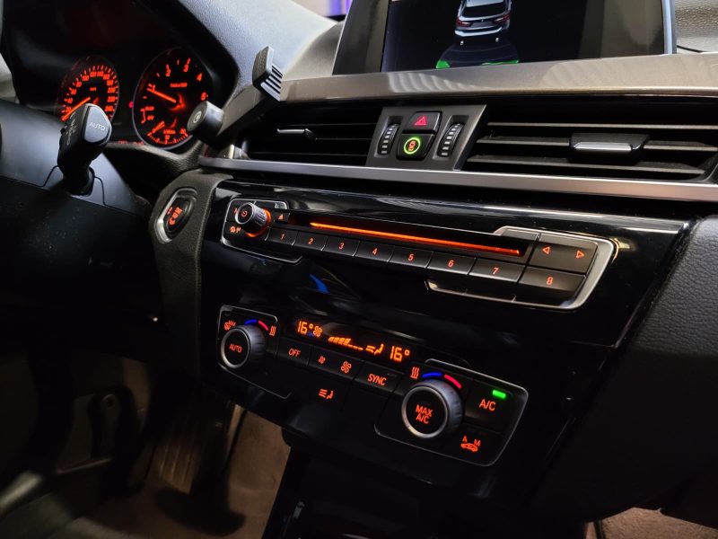 B.M.W. X1 sDrive 18d 150ch X-Line / FULL LED + HAYON ELEC + DEMARRAGE SANS CLE