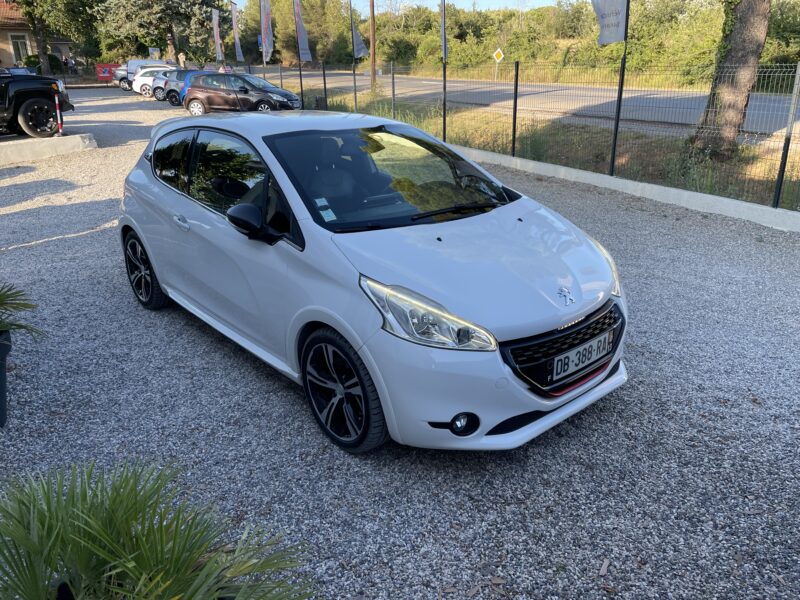 PEUGEOT 208 I 2013