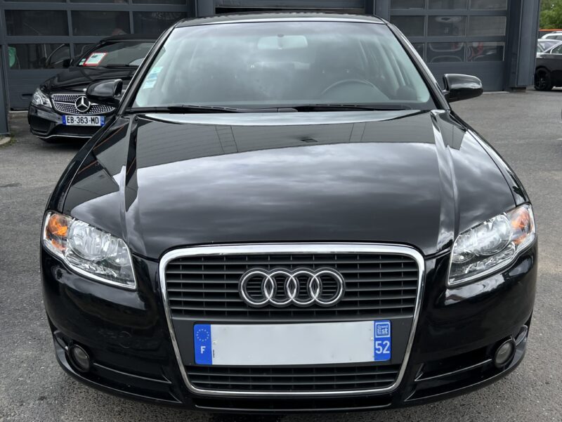 AUDI A4 B7 III 1.9 TDI 115 Cv BERLINE - Garantie1an