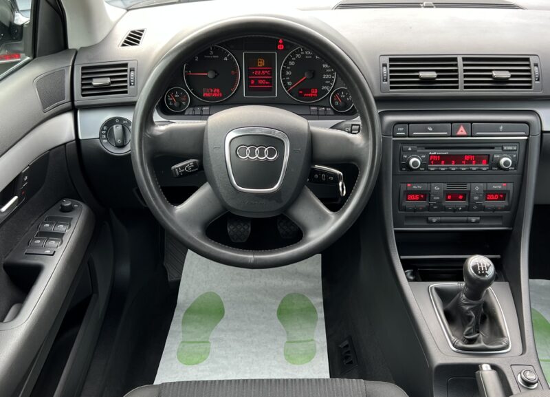 AUDI A4 B7 III 1.9 TDI 115 Cv BERLINE - Garantie1an